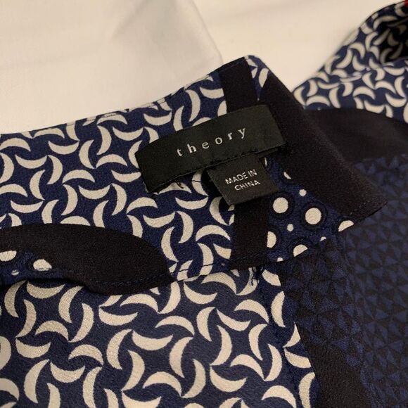 Theory sz L 100% silk geometric abstract top blouse - Picture 3 of 8